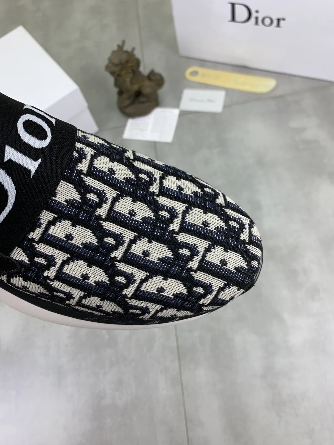 Men's Men's Shoes💰P440💰[New Style]🆘[Dior] 2025 Dior Original Lace-up Low-top Men's Shoes Classic casual shoes 🔥This model is the official classic model, with high quality and made by famous original designers. It is made of high-quality cowhide with original materials➕Comfortable and breathable mesh lining➕Pigskin insole. The perfect last shape and generous and fashionable design have attracted many consumers. Suitable for drivers to drive🚗. What you want is the highest quality in the market. Color: 3️⃣Color code number: 38--44 (45 customized)